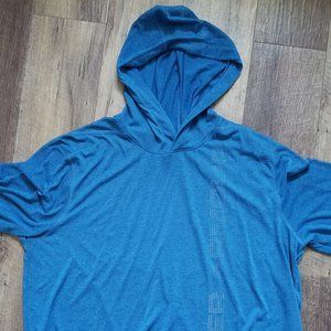 Blue Under Armour Sweatshirt